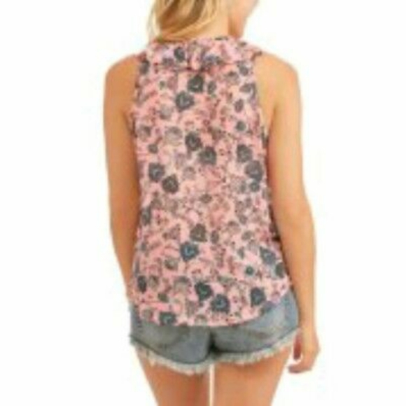 🆕️ Floral Ruffled V-Neck Pullover - Picture 2 of 7